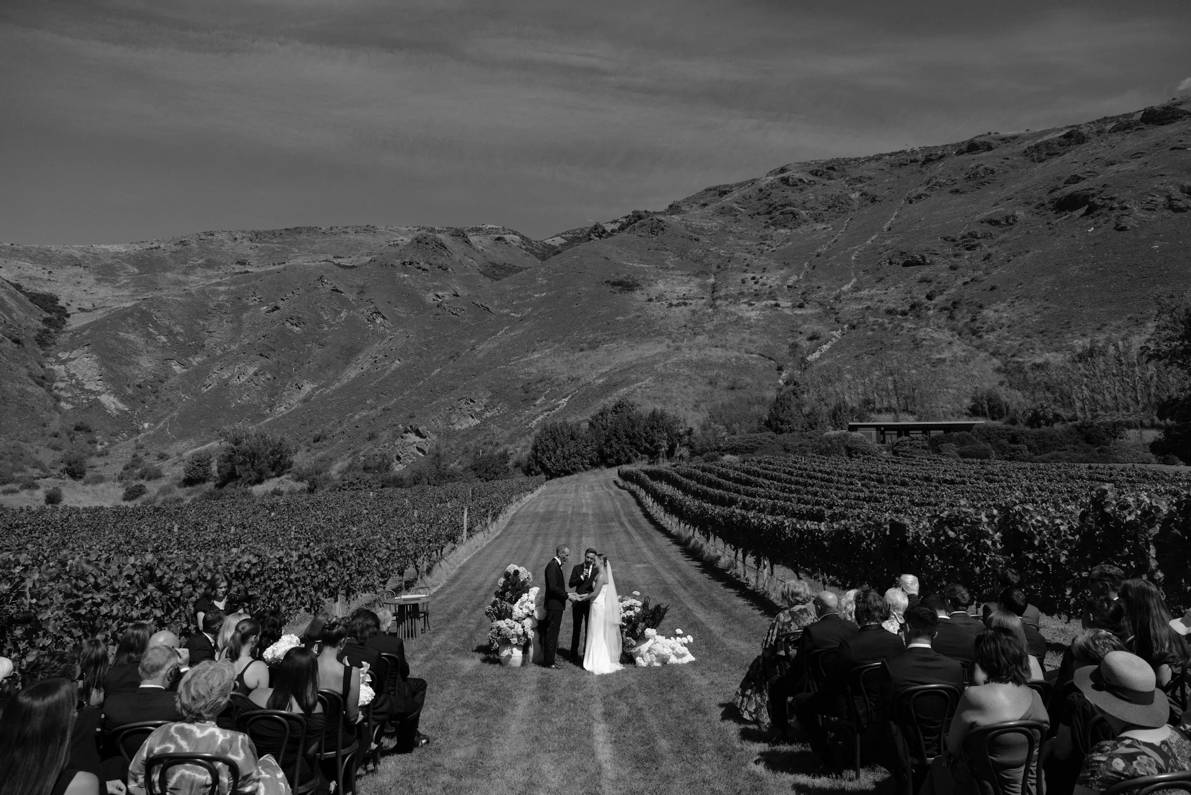 280226 Claude Simon Chard Farm wedding photographer oliver hartley 39